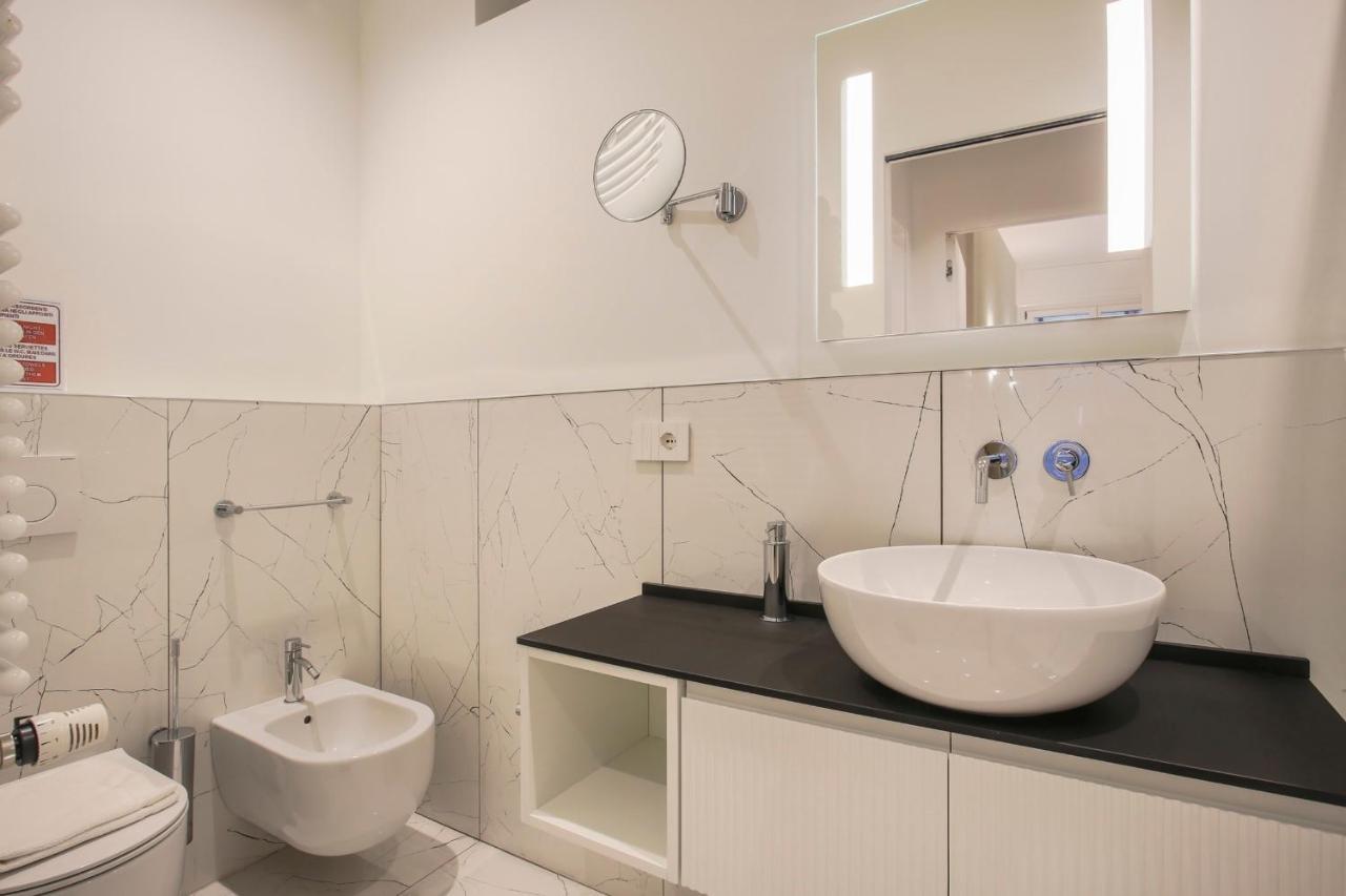 Repubblica Suite Ii-Hosted By Sweetstay Milan Extérieur photo